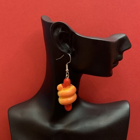 Pigs In a Blanket Earrings, Hot Dog Earring, Funny Food Earring, Gift Idea - Picture 2 of 4